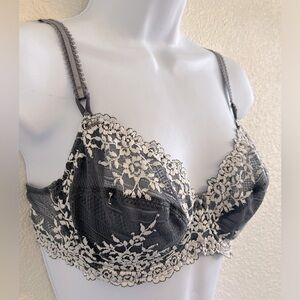 Wacoal 34C Lace Bra